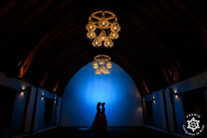 The 25 Best Wedding Photos From the 2025 Premios Fdb Awards