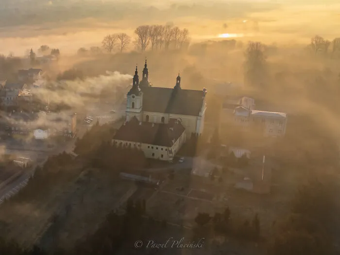 Here's 11 Photos I Took Of The Magical Fog That Transformed My Hometown