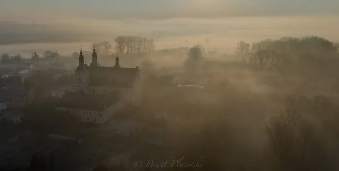 Here's 11 Photos I Took Of The Magical Fog That Transformed My Hometown
