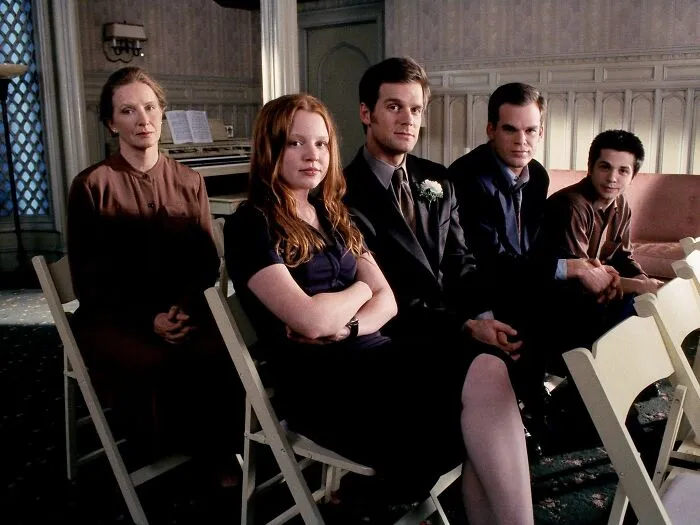 39 TV Shows That Are Absolutely 10/10 From The Beginning To The Very End, As Noted Online