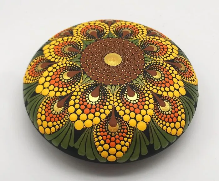 This Artist Transforms Ordinary Stones Into Hypnotic Mandala Masterpieces (50 Pics)