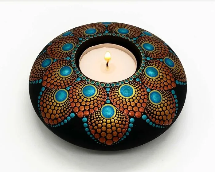 This Artist Transforms Ordinary Stones Into Hypnotic Mandala Masterpieces (50 Pics)
