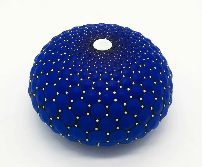 This Artist Transforms Ordinary Stones Into Hypnotic Mandala Masterpieces (50 Pics)