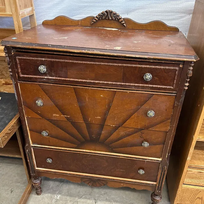 Newbies Can Use A <a Style="Display:inline;" Href="Https://Www.amazon.com/Bxzyzq-Wood-Filler-Furniture-Repair/Dp/B0d5ggs99r?crid=f44cc79iar4h&dib=eyj2ijoimsj9.wmizqlcy56krfis76l22_7egiazvyuvzxryi2_cinms7zbln9fvxvzosm02qldyptdlvascztqjqvoghwtruzkahjj_znietfi9htvst99exj1335kd9xsnbf8dd-Blsw-Qen4dyxcclpadmlgtsdtux7ipj6bc5d1jkrvq5qv-2v7da0cytswdpaywyslees1vm5wf0wb28cuurg9ab_r51woutjlt2yjni_g8ddma_7wlz07du28z9v35mkanjti3lpd4ug6oowsml0mtpkjietsofrs4vbk_he3e3l-Q.aipbeygfdy-A3w71amhucepxw9vxau_1hx6k_qpdi8m&dib_tag=se&keywords=wood+restorer+for+furniture&qid=1744108560&sprefix=wood+res%2caps%2c181&sr=8-1-Spons&sp_csd=d2lkz2v0tmftzt1zcf9hdgy&psc=1&linkcode=ll1&tag=bpzebra-20&linkid=b6f395e264eefa1a1e2cba236cc0c594&language=en_us&ref_=as_li_ss_tl" Target="_blank"><span Style="Font:inherit;color:#d74b1f;"> Multi Functional Wood Repair Kit </Span> To Get Old Dressers Like This One Looking Like It Did In Its Heyday