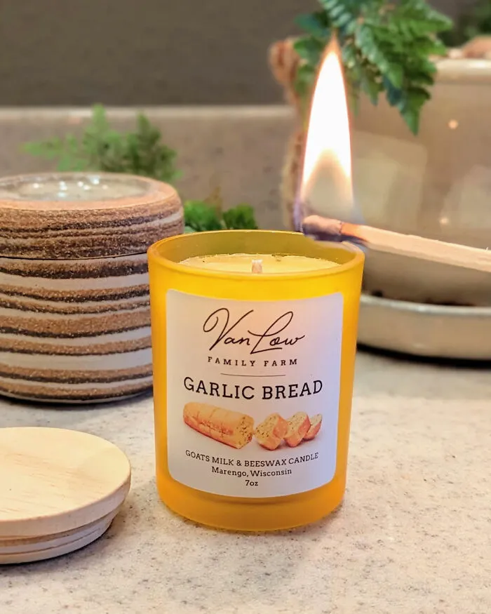 Finally, A Way To Ward Off Vampires And Make Your Apartment Smell Heavenly, All Thanks To This <a Style="Display:inline;" Href="Https://Www.etsy.com/Listing/1577370532/Garlic-Bread-Candle?ls=s&ga_order=most_relevant&ga_search_type=all&ga_view_type=gallery&ga_search_query=weird+candle&ref=sr_gallery-1-3&sts=1&content_source=1552493f859d0ec7e24203754391a8853eda3110%253a1577370532&search_preloaded_img=1&organic_search_click=1&logging_key=1552493f859d0ec7e24203754391a8853eda3110%3a1577370532" Target="_blank"><span Style="Font: Inherit; Color: #d74b1f;"> Garlic Bread Candle </Span>