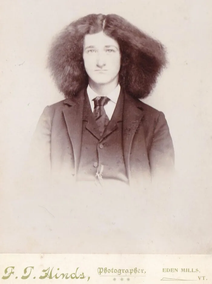 44 Outrageous Vintage Hairstyles That Required Serious Commitment