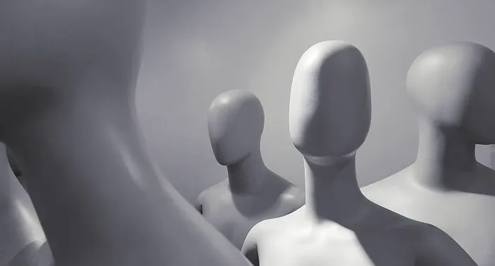 Mannequin Challenge: Everyone stays still while the camera moves through the scene.    Did you do it?