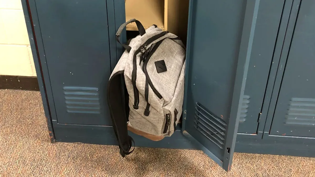 40 Photos That Prove Not All American Schools Are Created Equal