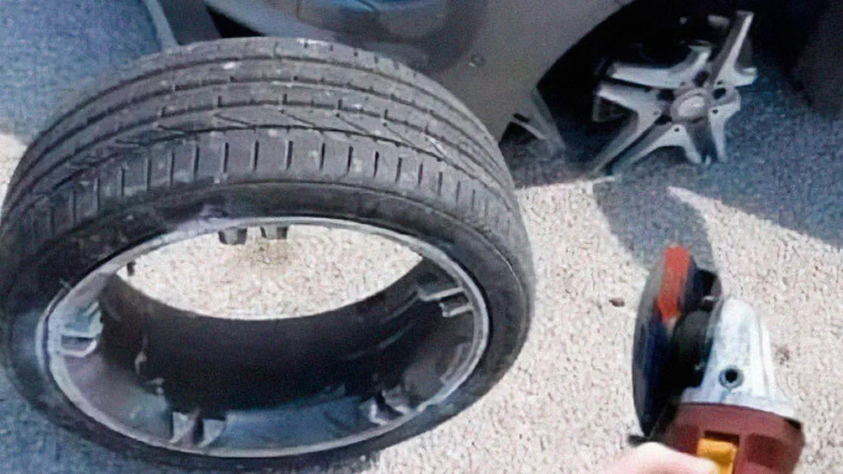 40 Hilarious Memes About Driving, Road Rage, And Car Troubles