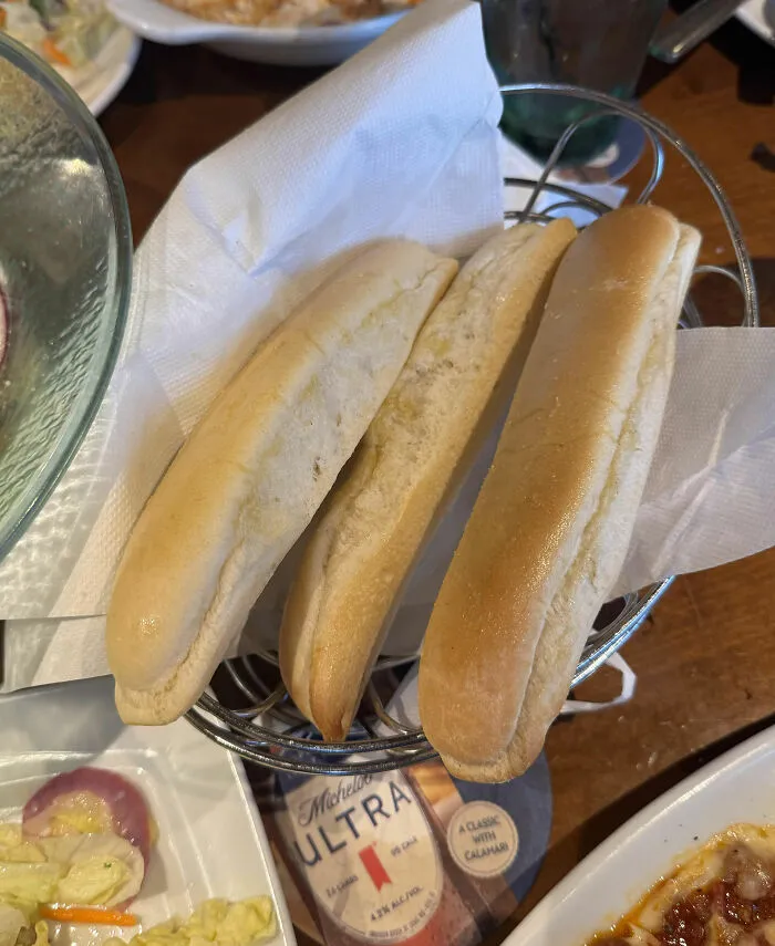 30 Chain Restaurant Employees Share Industry Secrets Most Of The Customers Don't Know About