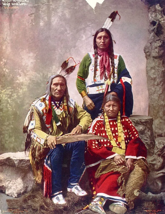 Chief Little Wound And Family, Oglala Lakota, 1899, Photo By Heyn Photo