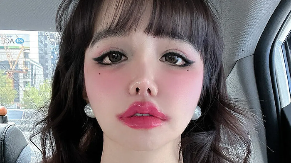 K-Pop Star Stuns Fans With Bizarre Transformation Amid Cosmetic Surgery Rumors