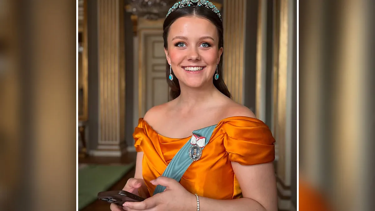 "Silly": Royal Princess Divides Internet With Portrait That Shows Her Holding iPhone