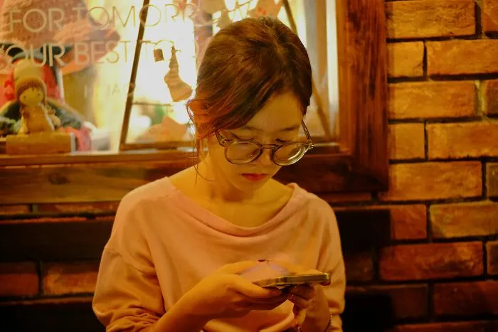 Woman Share 20 Scary Stories Of Meeting, Dating And Running From Disturbed “Red-Pill” Men