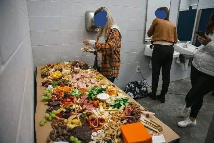 20 Personas tan asqueadas por estas comidas que tuvieron que compartirlas (nuevas fotos)