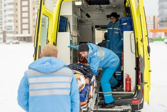 “Long Hair Always Pulled Up”: 40 First Responders Share Safety Advice That Could Save A Life