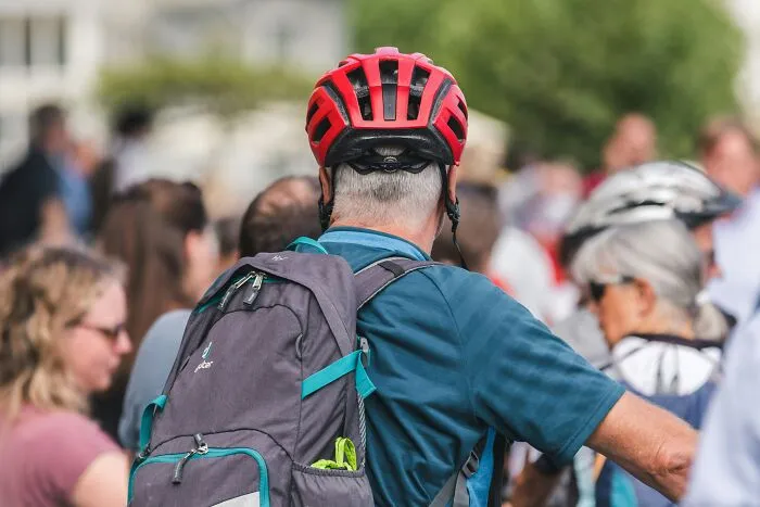 “Long Hair Always Pulled Up”: 40 First Responders Share Safety Advice That Could Save A Life