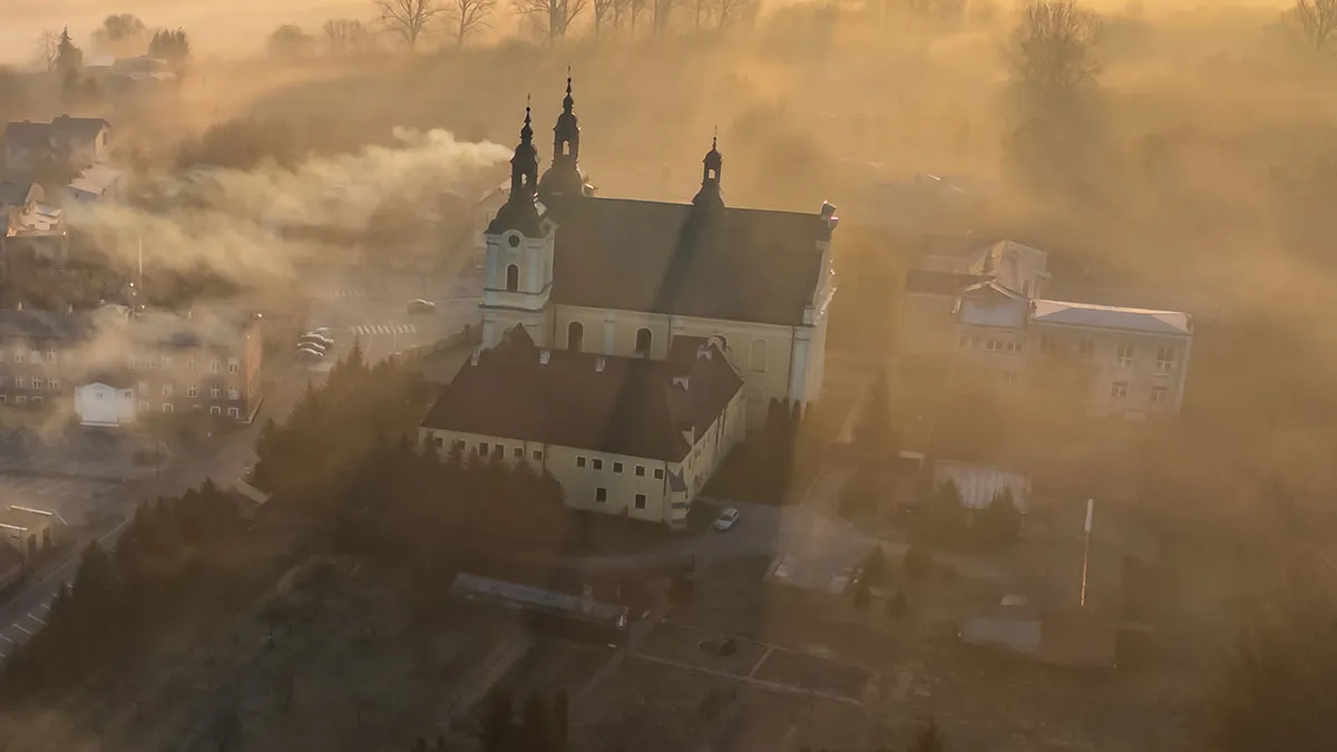 Here's 11 Photos I Took Of The Magical Fog That Transformed My Hometown