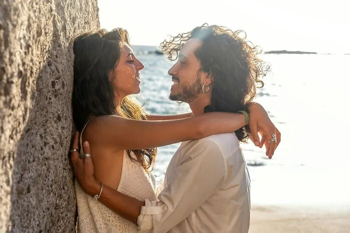29 Times Men Slept With Married Women And Things Took Rather Unexpected Turns