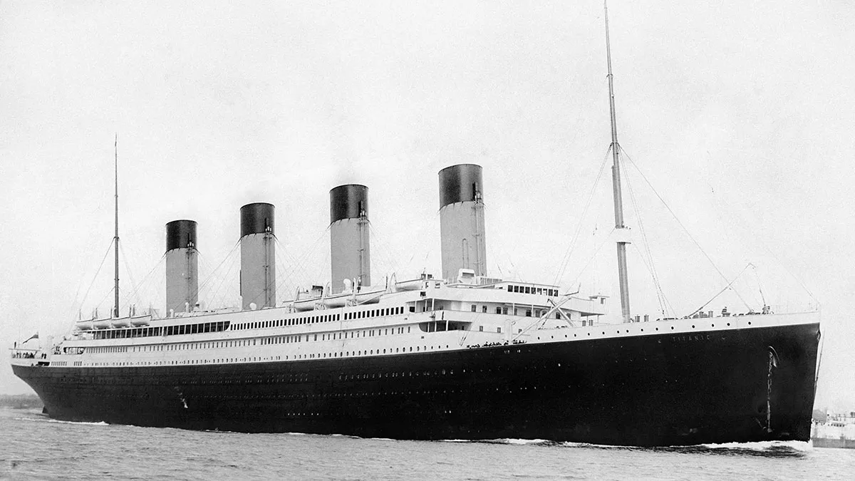 “This Is Not Peace”: 26 Predictions Throughout History That Ended Up Becoming 100% True