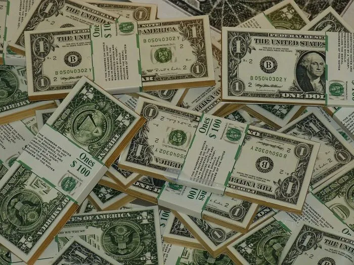 Money Can Buy Happiness
