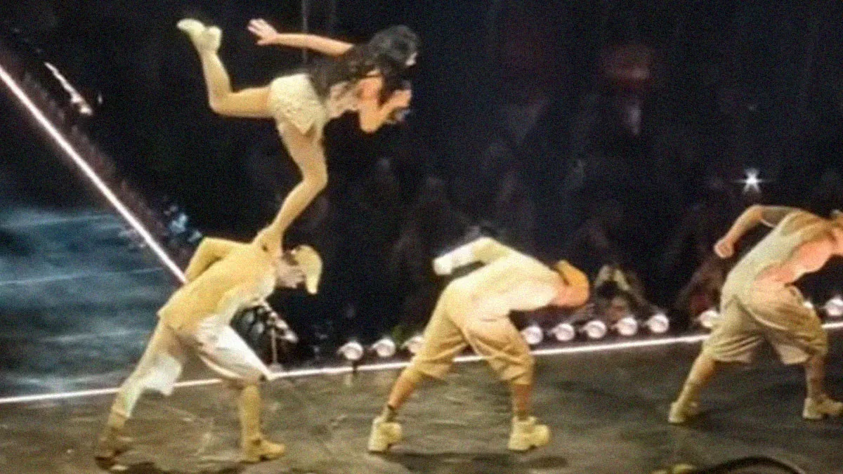 Katy Perry Just Launched Her Tour And Became An Internet Laughing Stock Immediately After