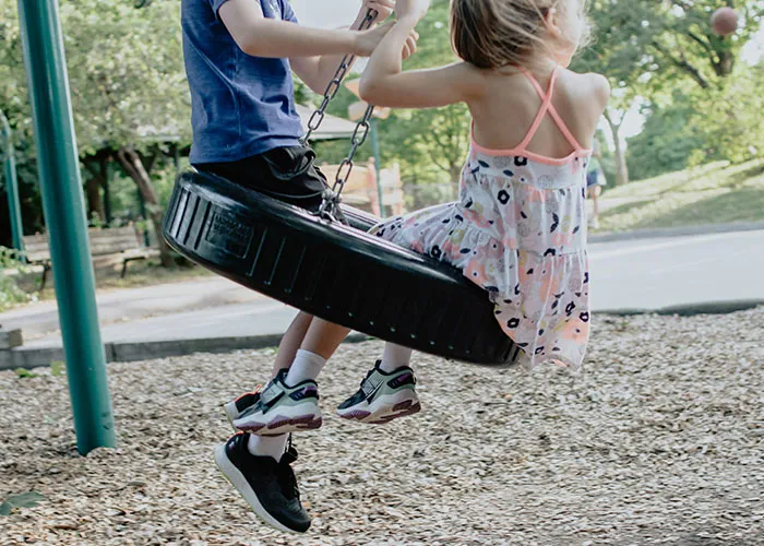 “My Stepmom Is Two Hours Older Than Me”: 30 Wild Family Stories That Sound Made Up