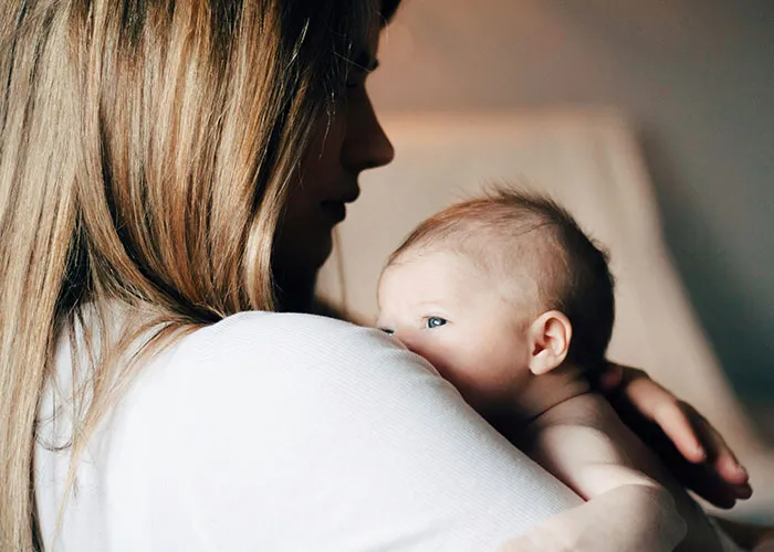 “My Stepmom Is Two Hours Older Than Me”: 30 Wild Family Stories That Sound Made Up