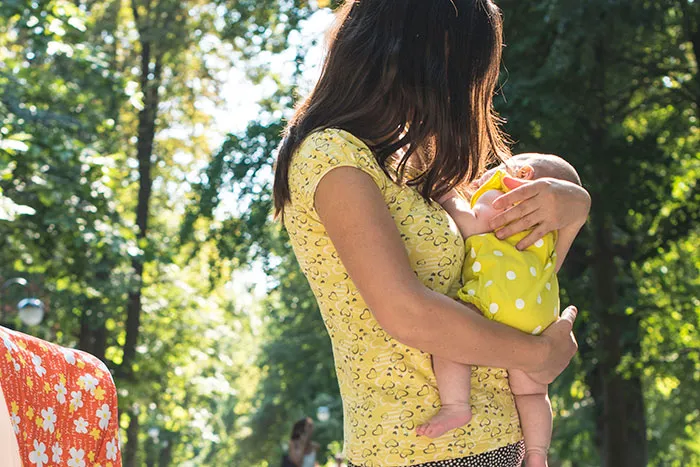 “Didn’t Like Having An Abomination Under Her Roof”: 30 Times Parents Kicked Their Kids Out