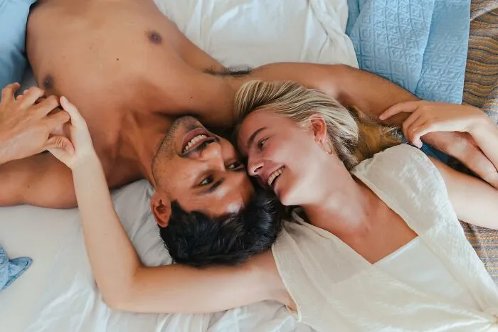 Men Open Up About 34 Things No One Told Them About Women Until They Started Dating One