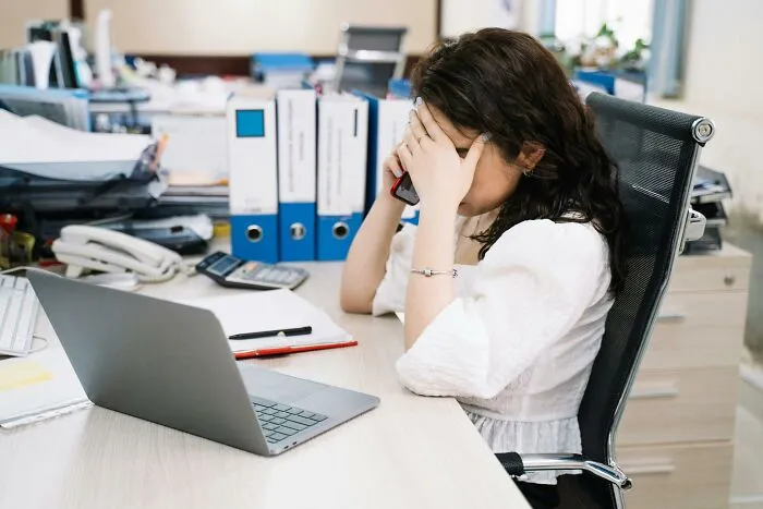 50 Times People Dealt With Coworkers Using Nothing But Petty Genius And A Smile