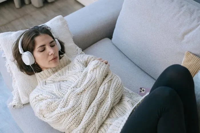 Mom Asks For Women’s Most Unhinged Mom Sanity Hacks, 30 Deliver