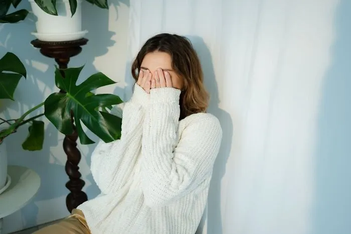 “The Tummy Pouch”: 45 Things Women Are Often Insecure About That Men Don’t Care About At All