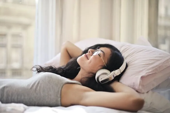 “Making The Bed Everyday Is Useless:” 45 Cleaning Prerequisites That People Have Sworn By