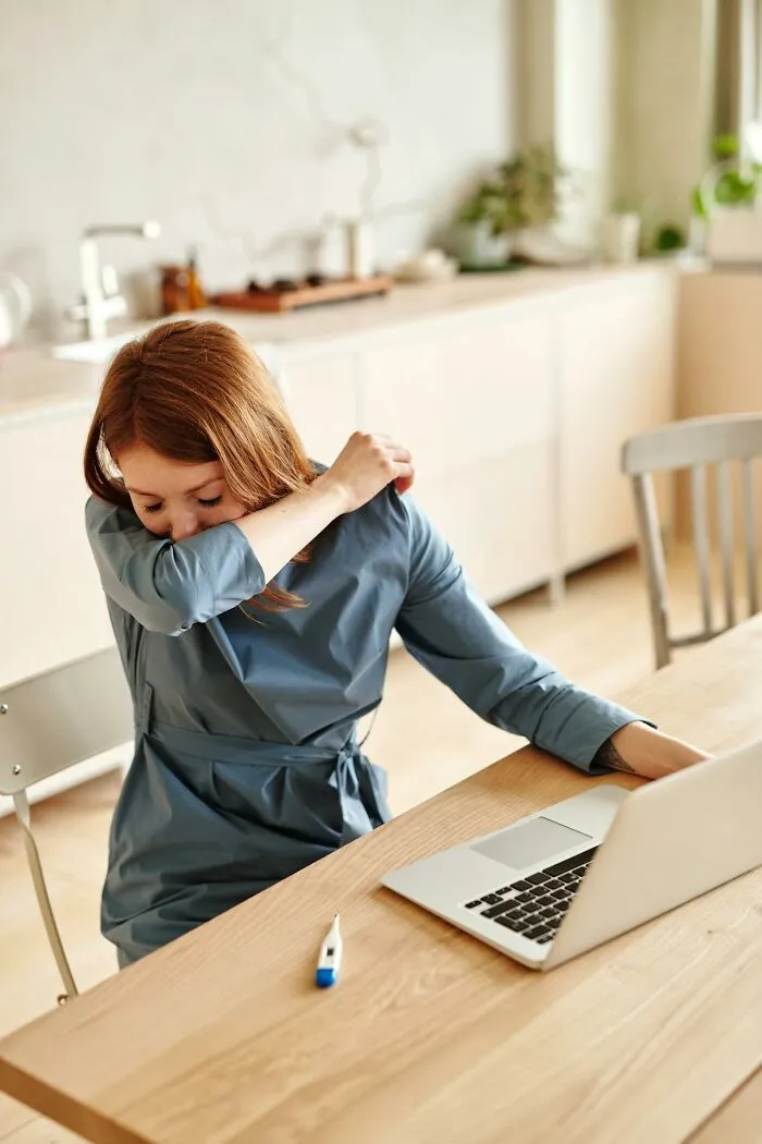 “The Tummy Pouch”: 45 Things Women Are Often Insecure About That Men Don’t Care About At All