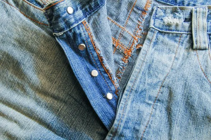 25 Adult Tantrums So Memorable, Witnesses Still See Them With Their Eyes Closed