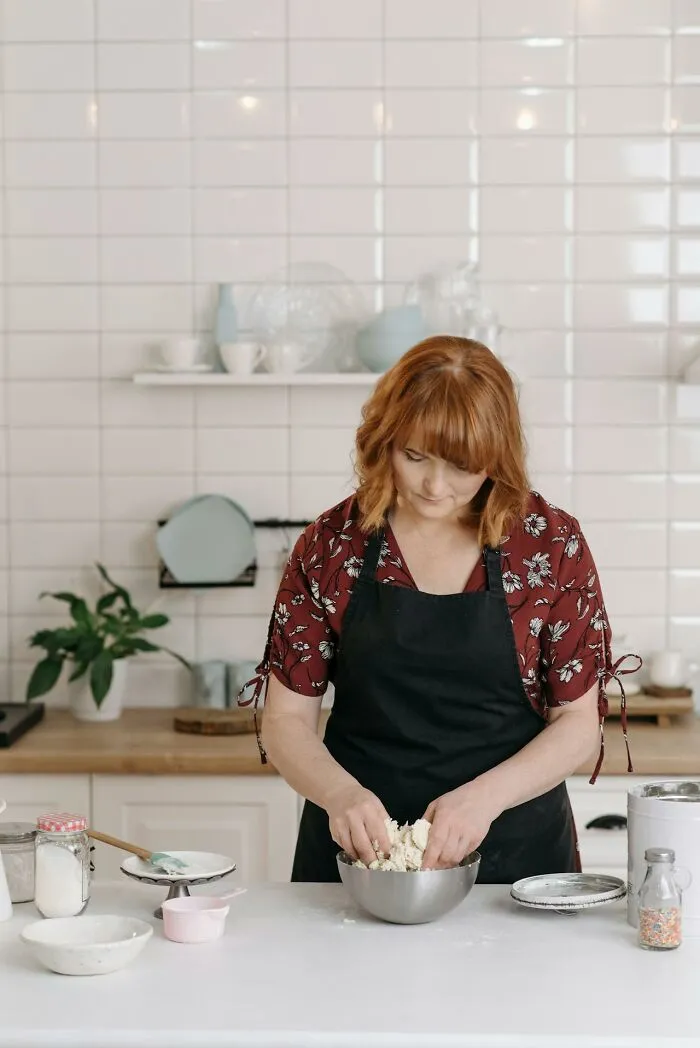 “Making The Bed Everyday Is Useless:” 45 Cleaning Prerequisites That People Have Sworn By