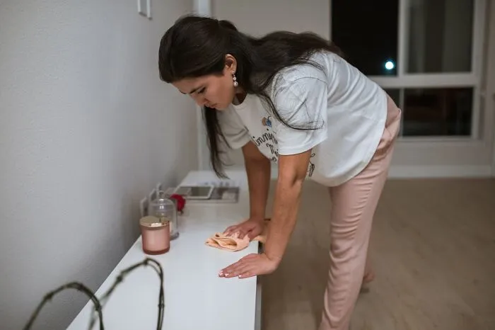 “Making The Bed Everyday Is Useless:” 45 Cleaning Prerequisites That People Have Sworn By