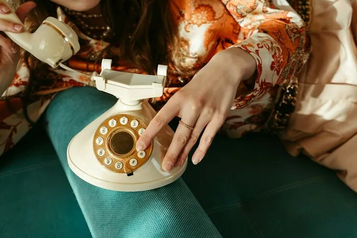 People Are Sharing Normal ‘90s And ‘00s Things That Weirdly No Longer Exist
