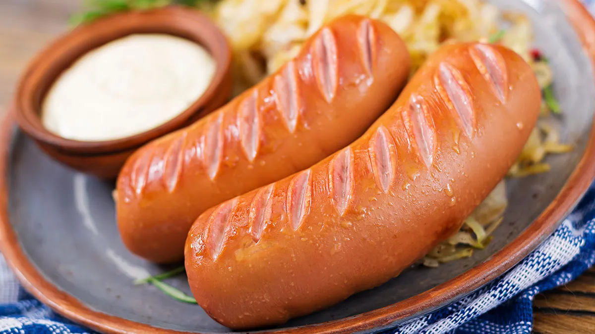 Here's The Reason Why 23K Pounds Of Johnsonville Cheddar Bratwurst Got Recalled, Folks Are Appalled