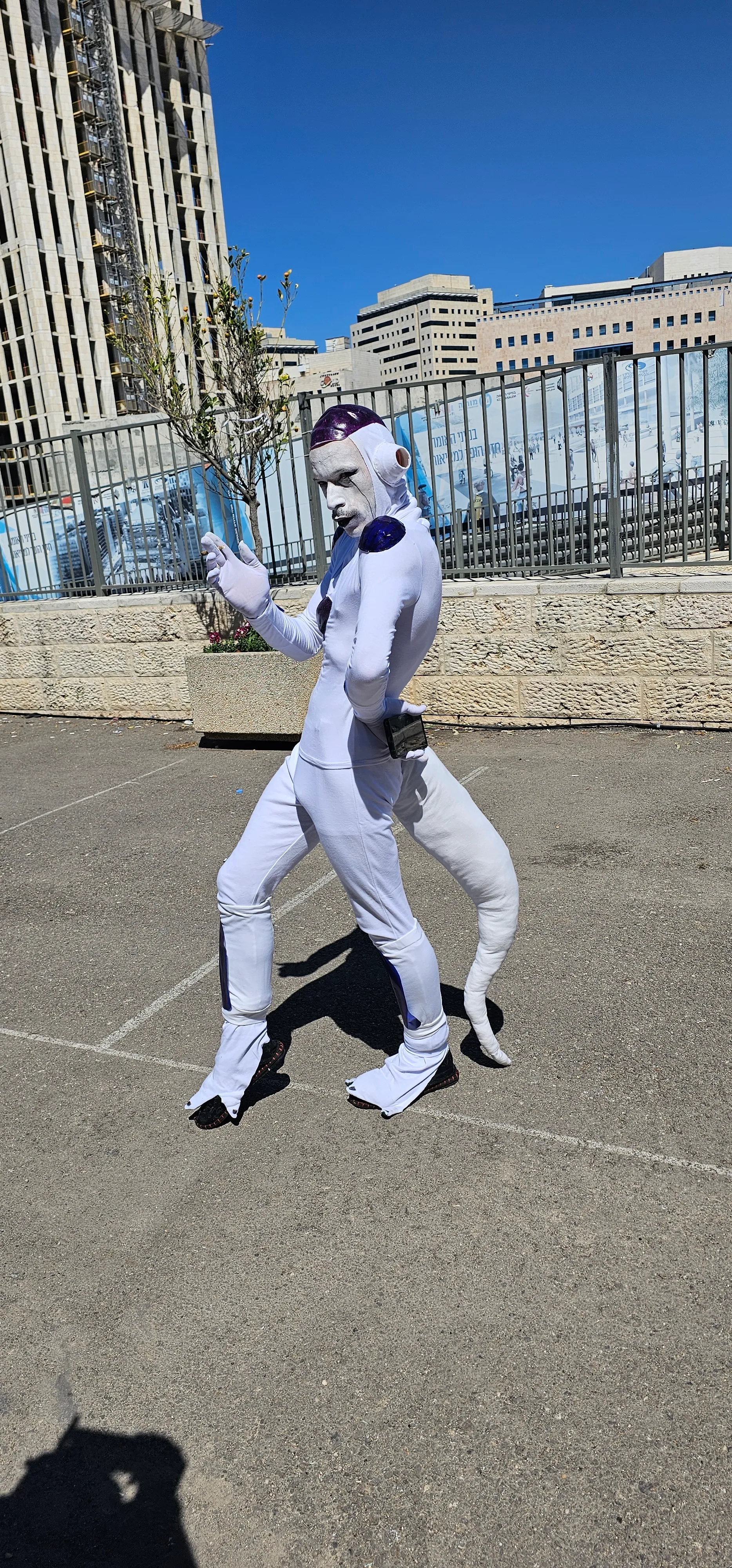 Cursed Dbz Frieza And Adnroids Cosplay To Bring You Back To Your Childhood