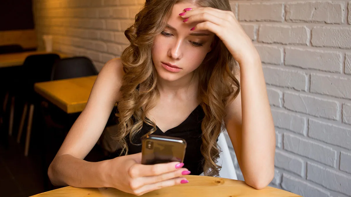 Friendship In Shambles After Serious Accusations Stem From Basic Hygiene Practices
