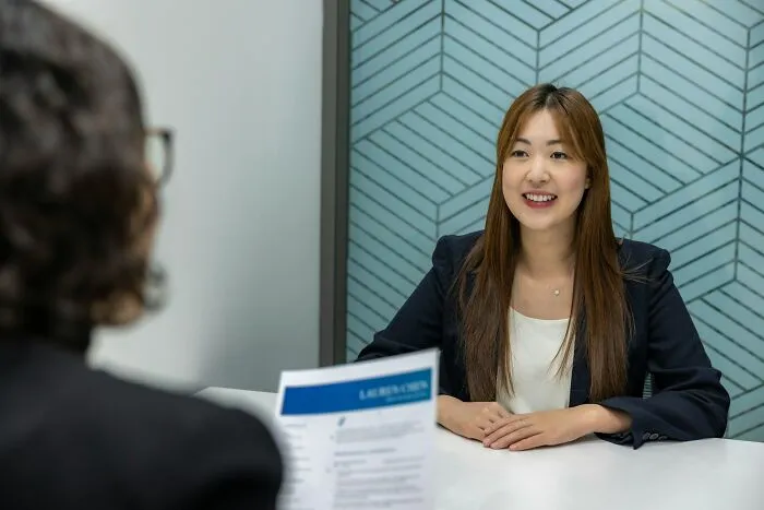 “What’s The Biggest Red Flag You’ve Ever Seen In A Job Interview?” (36 Examples)