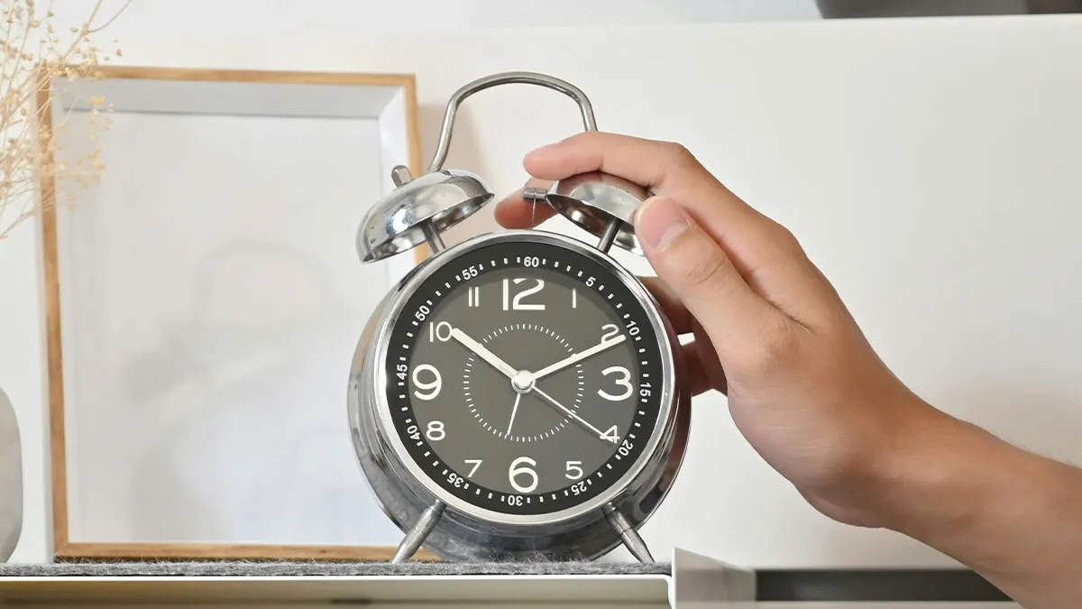 These 32 Behaviors Are 100% Legal And 1000% Psychotic, According To Online Folks