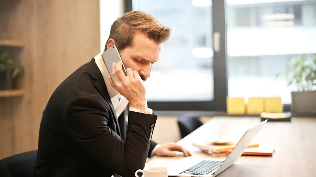 Man Has Scam Callers Begging Him To Stop After He Executes A Brilliantly Petty Revenge