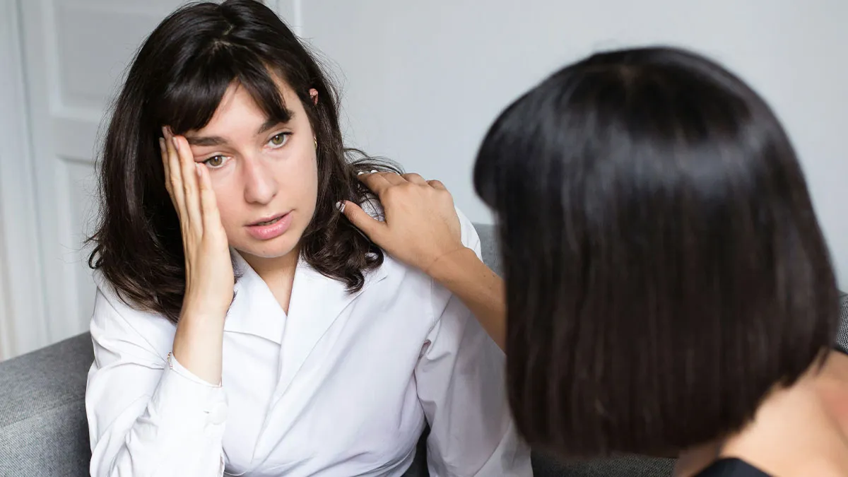 Student Tells Sister She Can't Move Into Her Shared Dorm Room With A Baby, And Things Escalate