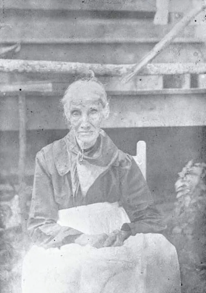 This 1926 Portrait Captures Ezylphia Mary Watt Flynn At The Age Of 101