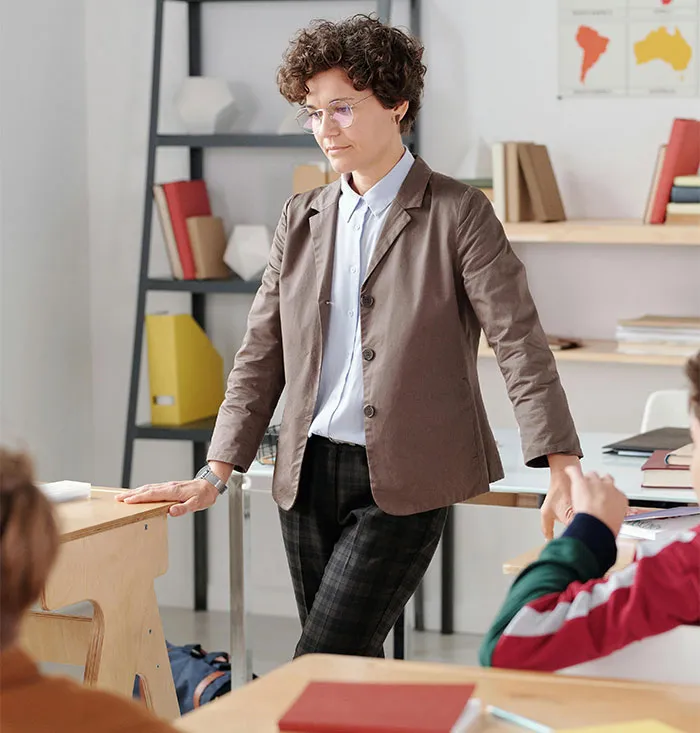 35 Times Bosses, Teachers, Or Parents Went Completely Off The Rails