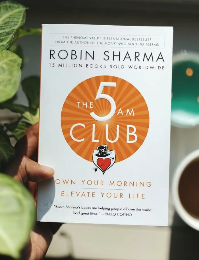 Think You Can Conquer The World Before Sunrise? Get Inspired (Or Intimidated) By Reading<a Style="Display:inline;" Href="Https://Www.amazon.com/Am-Club-Morning-Elevate-Life-Ebook/Dp/B077xcptlt?ie=utf8&linkcode=ll1&tag=bpgoldfish-20&linkid=270ac0c7d1f397d75353b5e7e84d349b&language=en_us&ref_=as_li_ss_tl" Target="_blank"> <span Style="Font: Inherit; Color: #d74b1f;"> The 5am Club</Span>