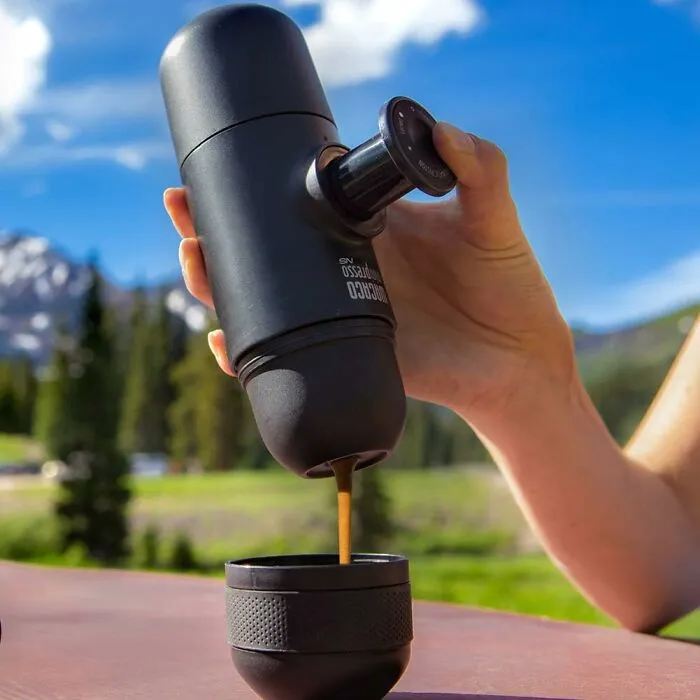 Never Again Be Held Hostage By Mediocre Coffee Options When You're Out And About, Because <a Style="Display:inline;" Href="Https://Www.amazon.com/Dp/B01m4j94wy?ascsubtag=5274684%2c39%2c72%2cd%2c0%2c0%2c0%2c1396%3a1%3b900%3a2%3b974%3a1%3b1338%3a1%2c18163163%2c0%2c0%2cgoogle&btn_ref=srctok-Df9a427d16b3bd5c&linkcode=ll1&tag=bpcheetah-20&linkid=d9a3b75c9419256fcf3f49d908fd75d5&language=en_us&ref_=as_li_ss_tl" Target="_blank"><span Style="Font: Inherit; Color: #d74b1f;"> This Portable Espresso Maker</Span> Means You Can Pull A Legit Shot Just About Anywhere Your Caffeine-Loving Heart Desires